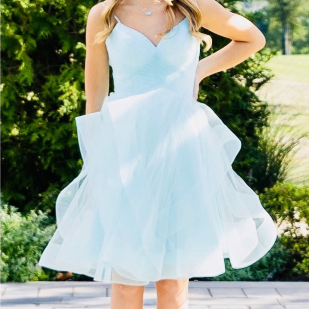 Terani couture Tiffany dress 00. Straps have been adjusted. Worn once